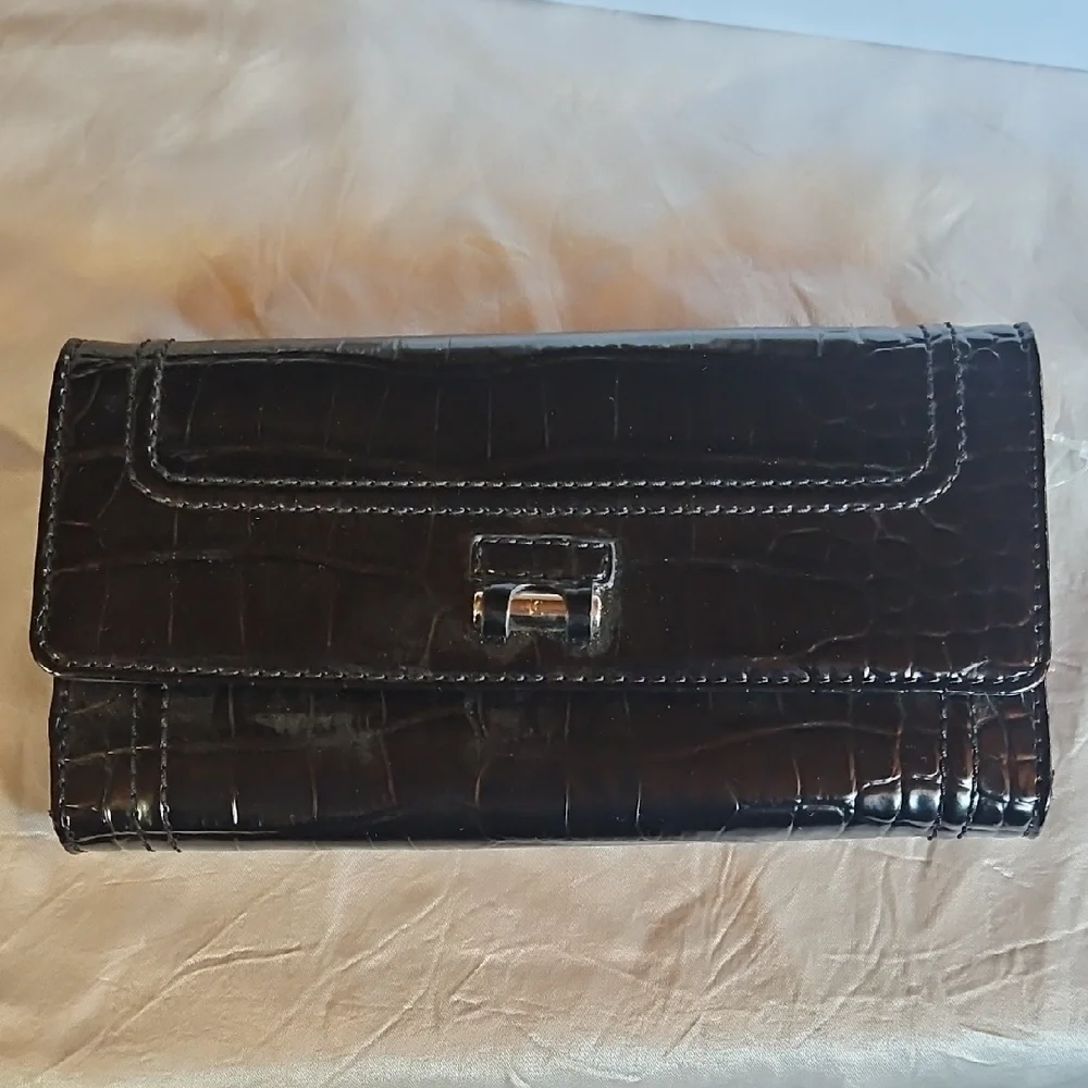 Liz Claiborne Black‎ Croc-Embossed Wallet
